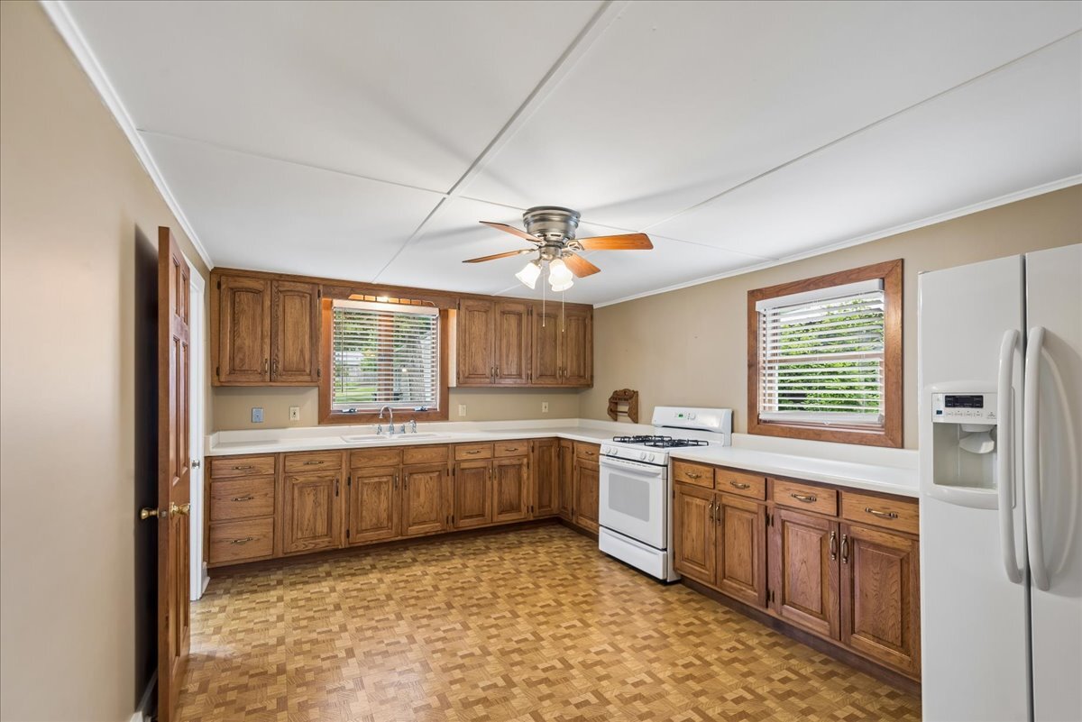 1631 Park Street Property Photo 6