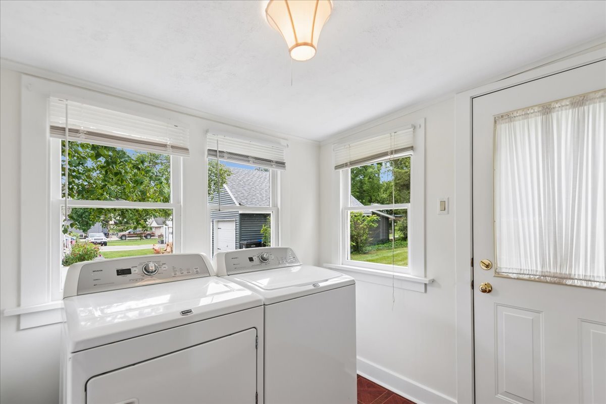 1631 Park Street Property Photo 15