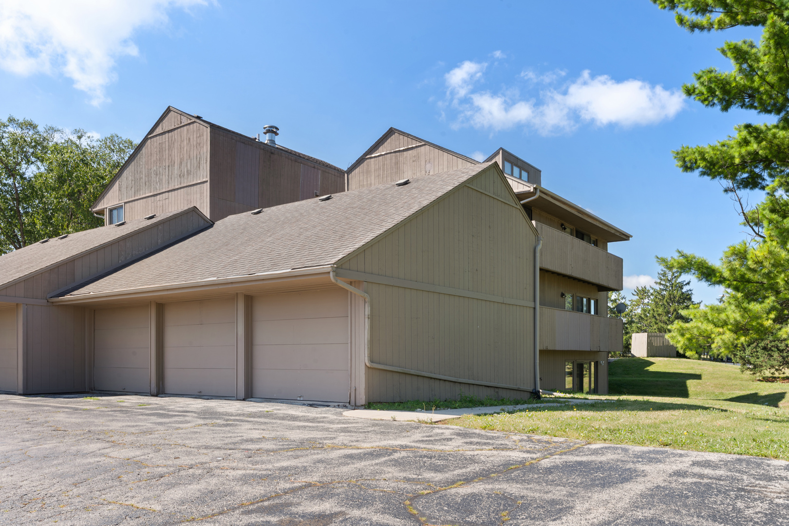 220 Bienterra Trail 1e Property Photo 3
