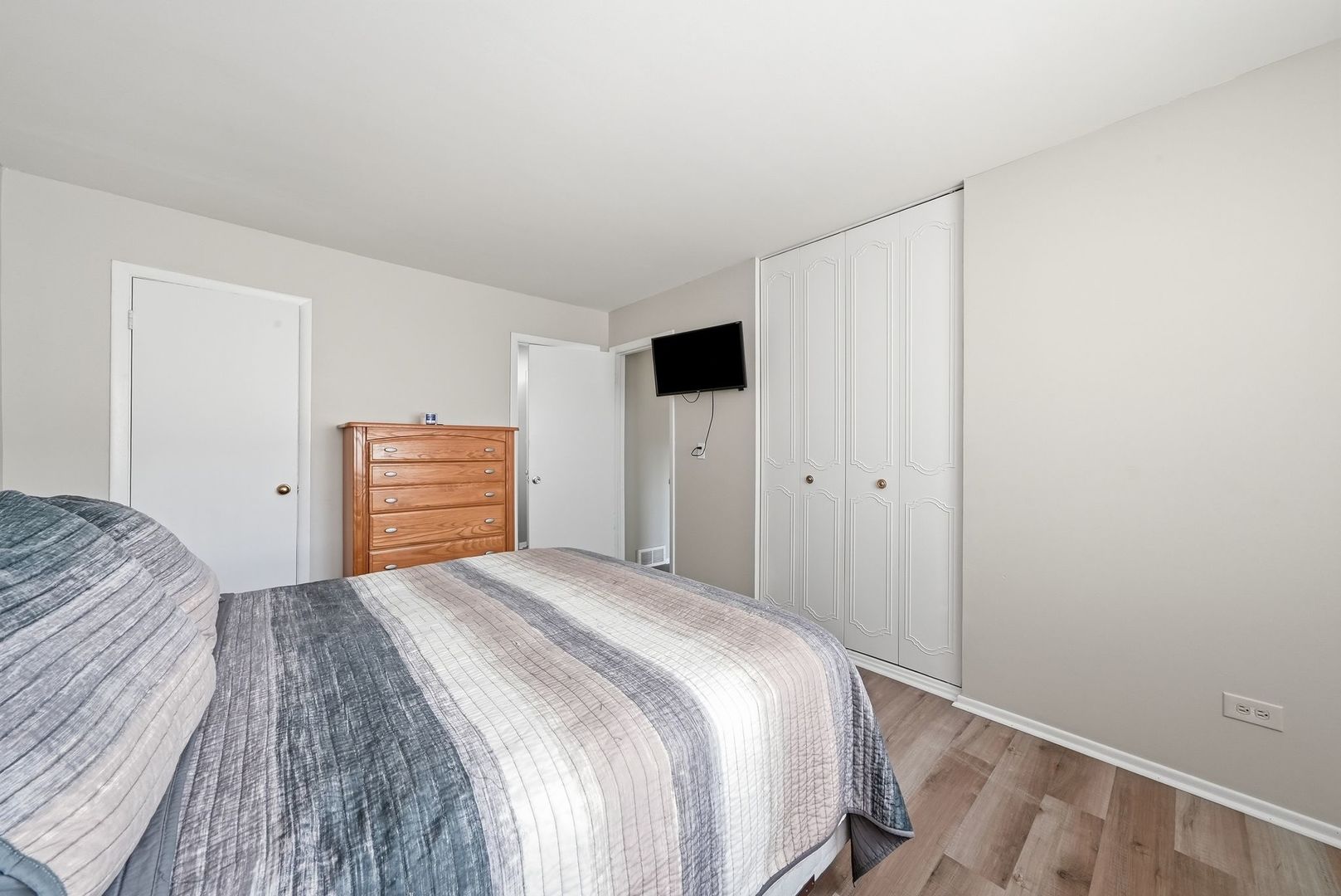 262 Bay Street Property Photo 13