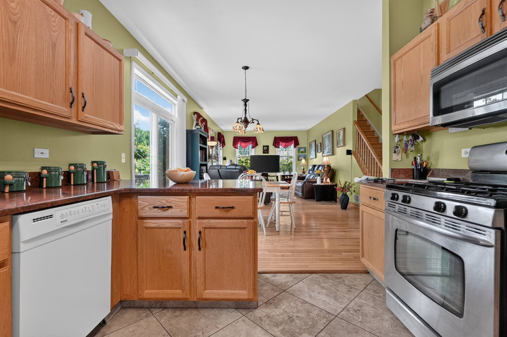 531 Springwood Avenue Property Photo 10