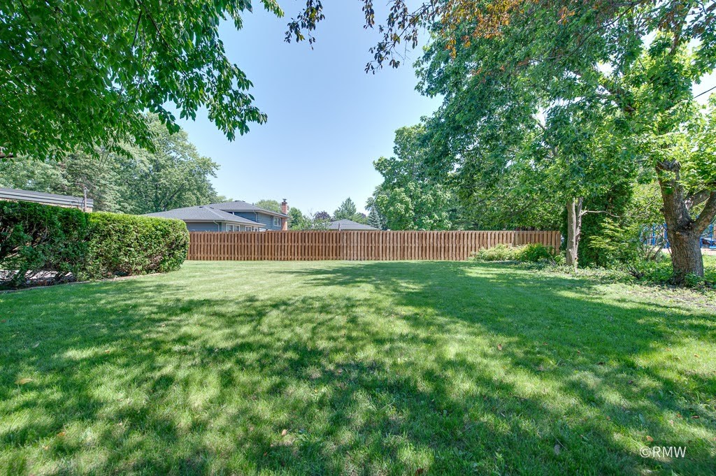 535 E Turner Avenue Property Photo 2