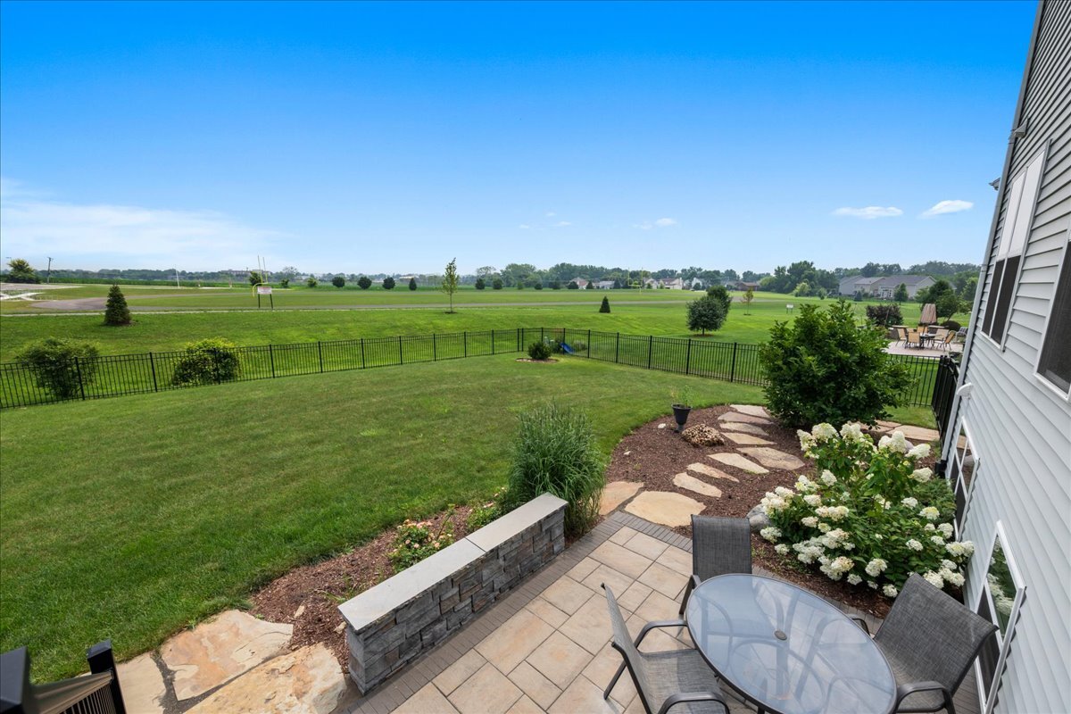 1554 Star Grass Circle Property Photo 14