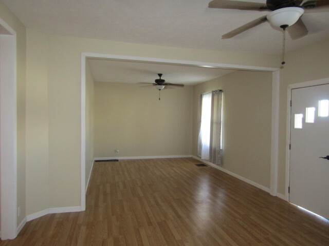 111 N Columbus Street Property Photo 6