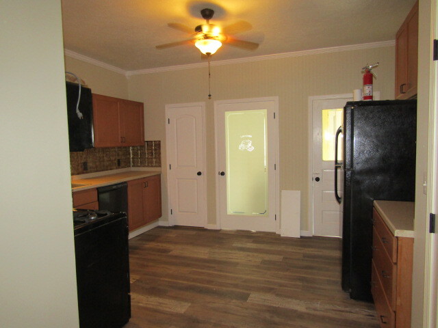 111 N Columbus Street Property Photo 8