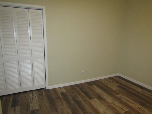 111 N Columbus Street Property Photo 17