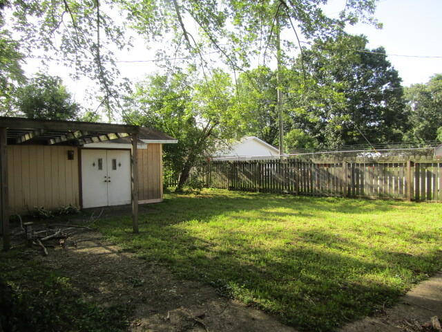 111 N Columbus Street Property Photo 34