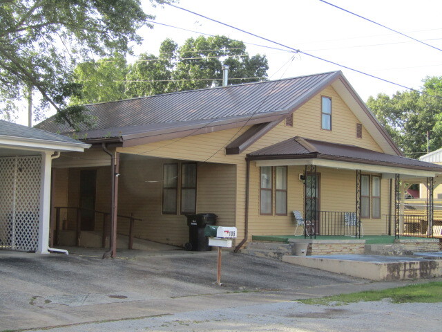 111 N Columbus Street Property Photo 35