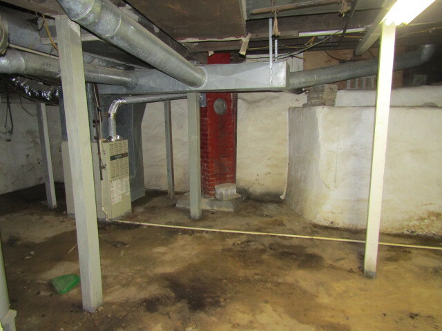 111 N Columbus Street Property Photo 39