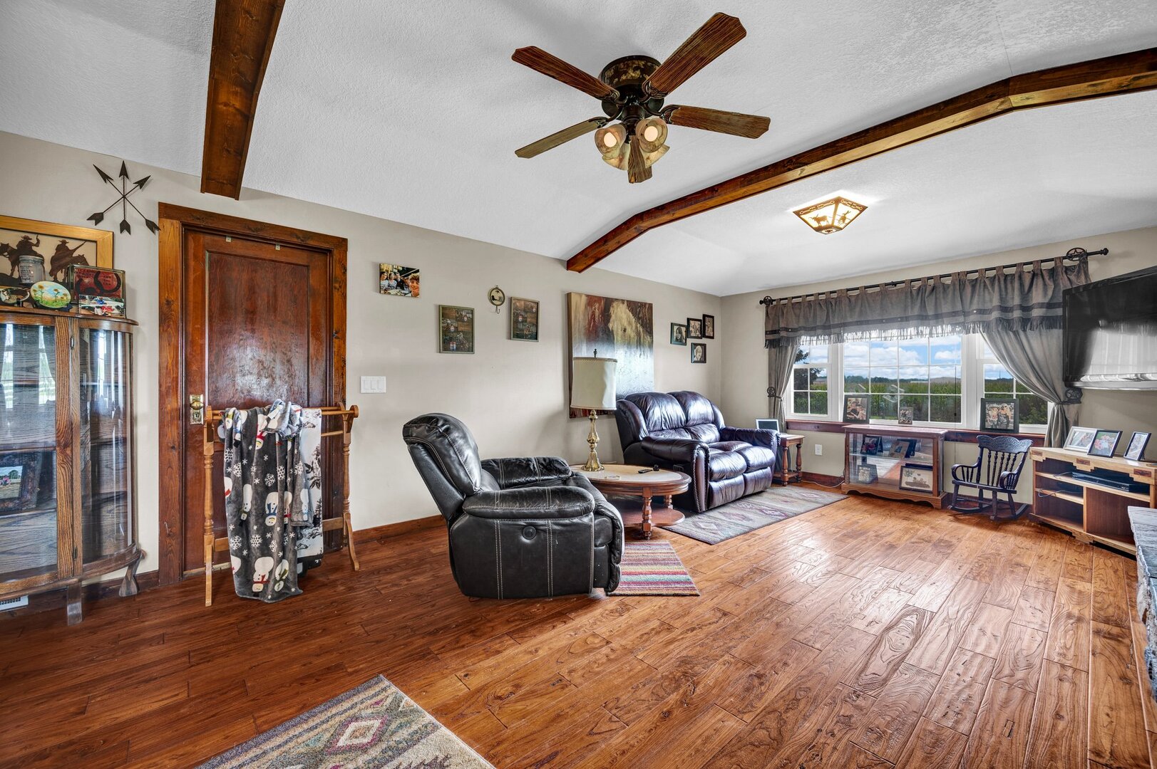 9101 Old Silo Road Property Photo 12