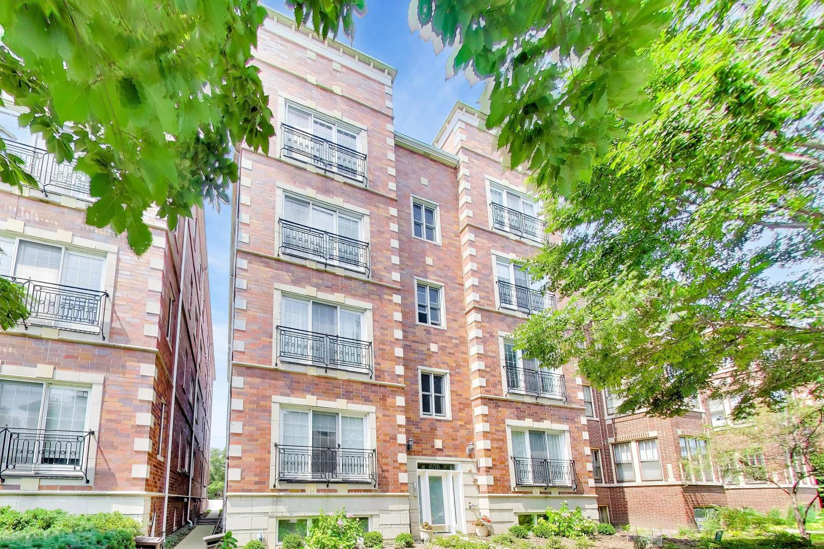 608 Hinman Avenue 2S Property Photo 1