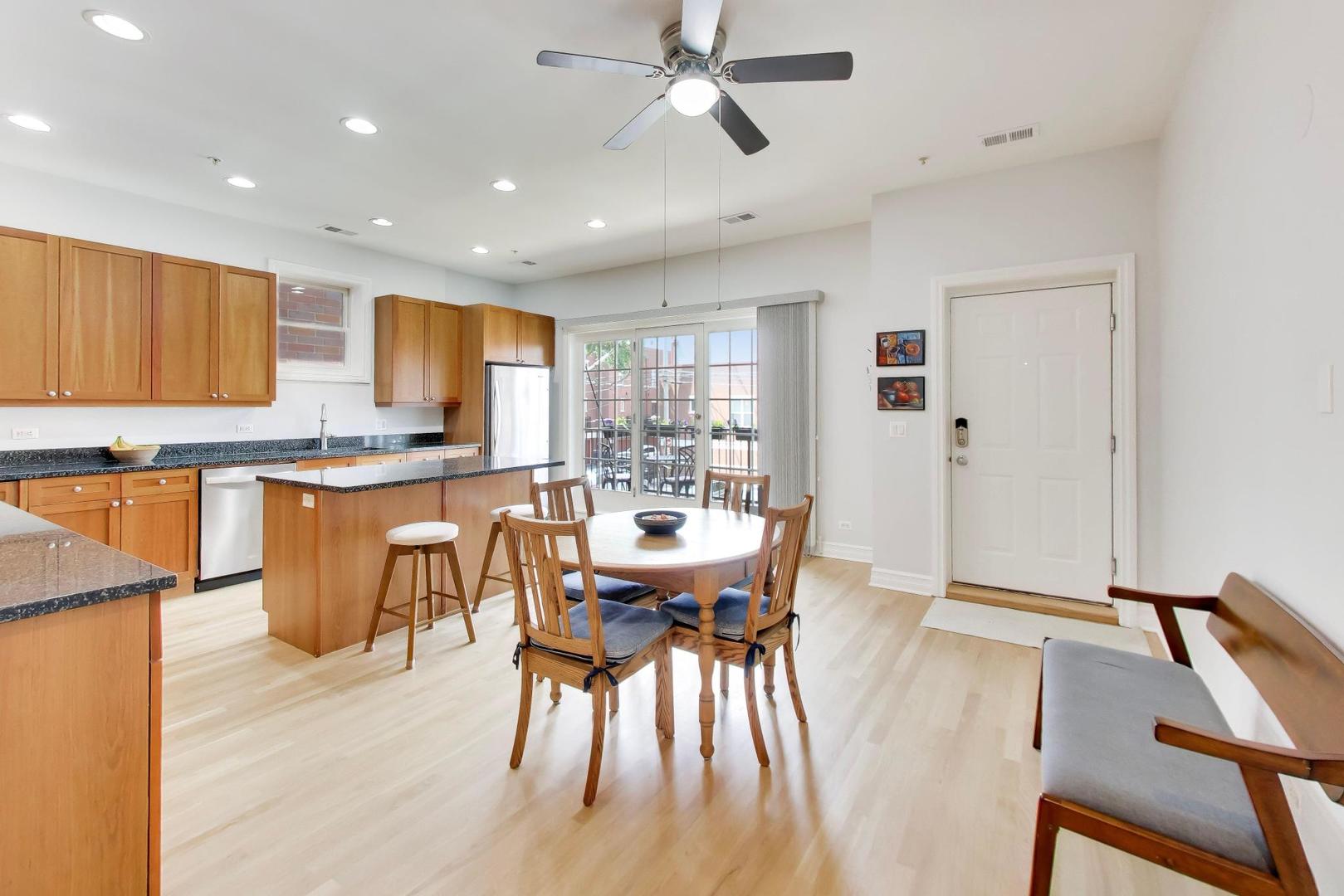 608 Hinman Avenue 2s Property Photo 8