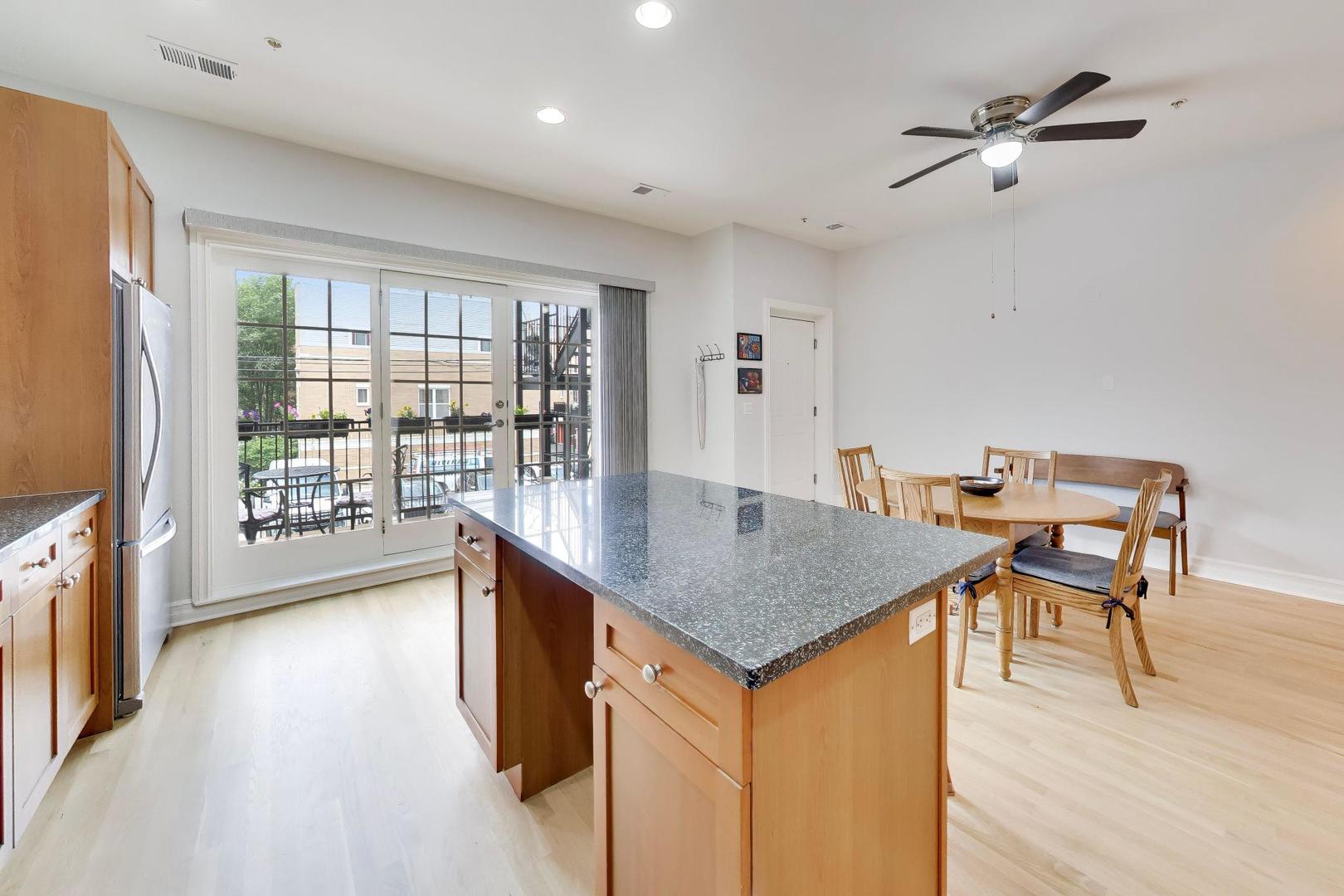 608 Hinman Avenue 2s Property Photo 10