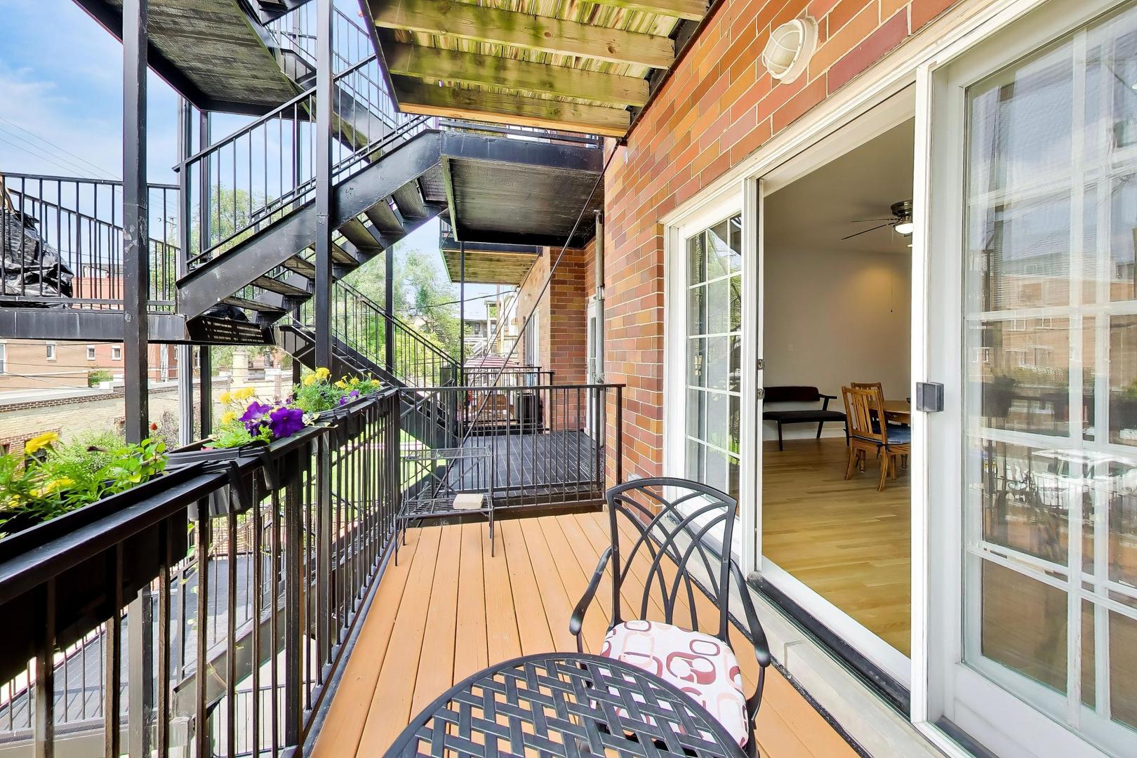 608 Hinman Avenue 2s Property Photo 12