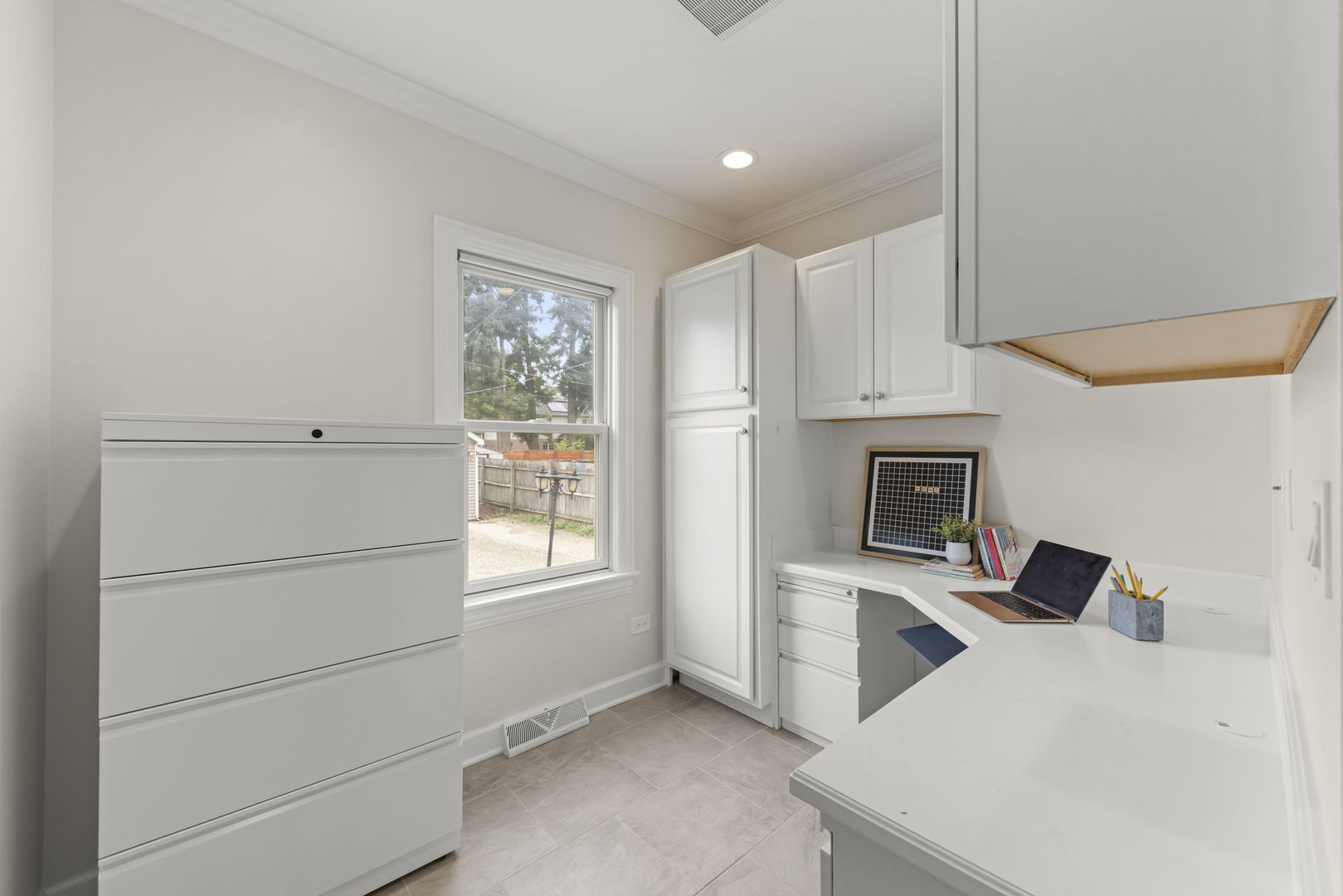 130 S Washington Street Property Photo 17
