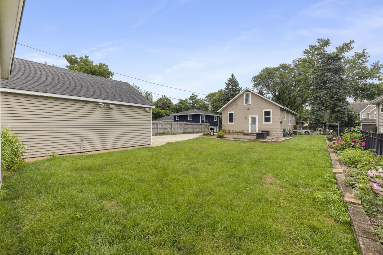 130 S Washington Street Property Photo 23