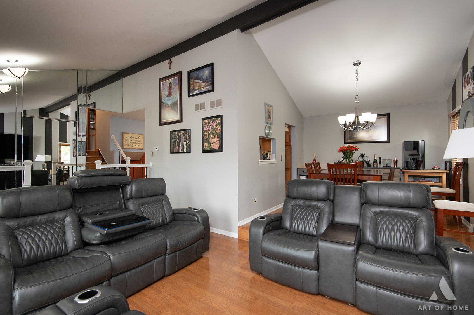 444 S Dorchester Avenue Property Photo 4