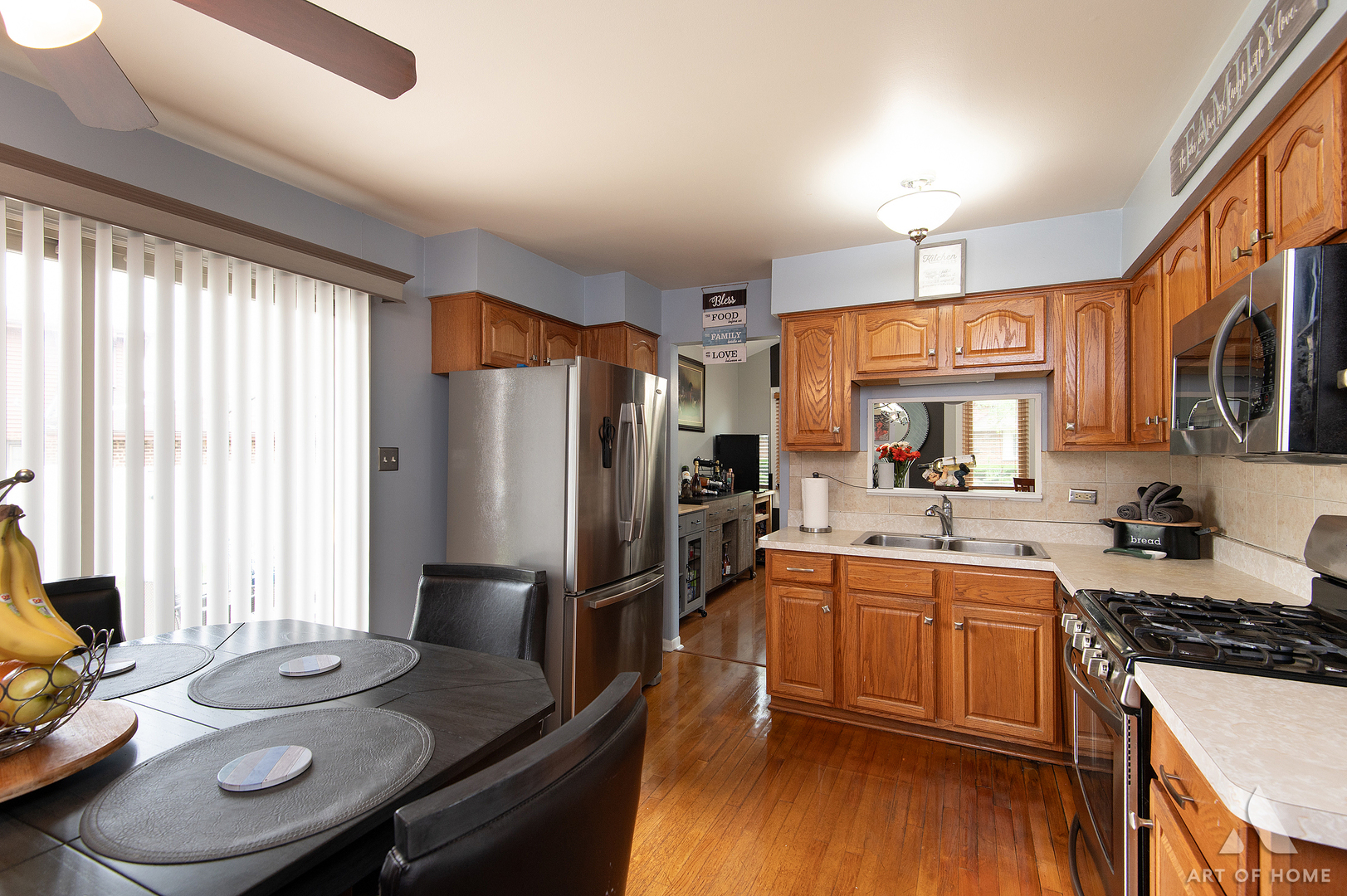 444 S Dorchester Avenue Property Photo 8