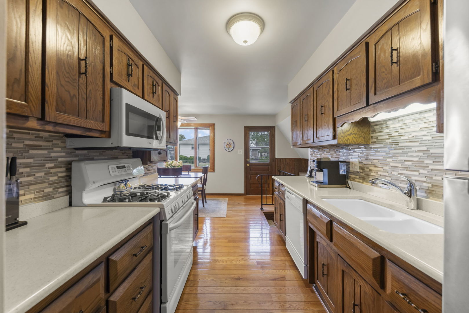 15213 Woodmar Drive Property Photo 10