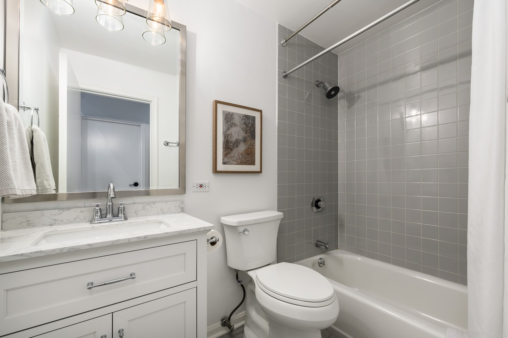 1434 W Belden Avenue Property Photo 24