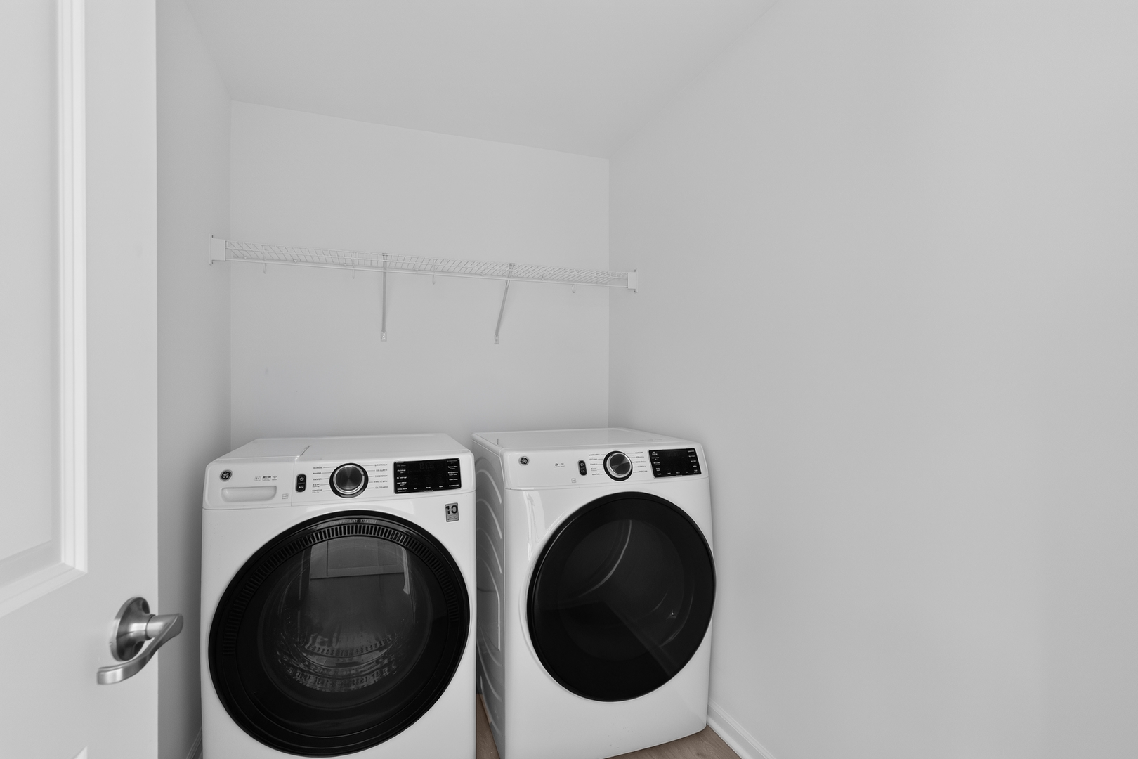 440 Red Oak Circle Property Photo 14
