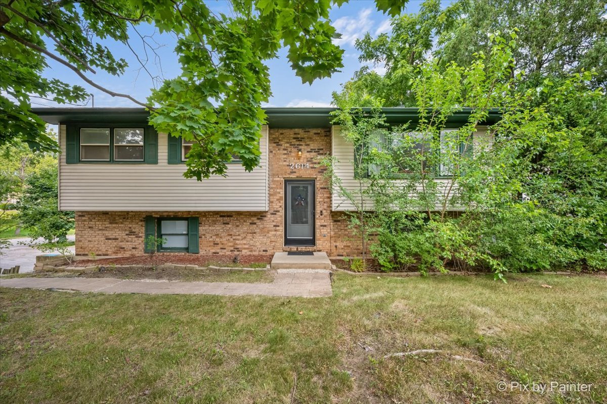 2614 Crystal Lake Road Property Photo 1