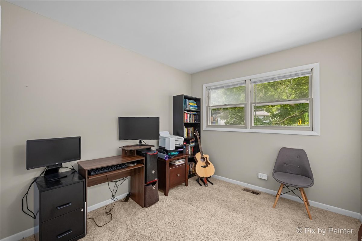 2614 Crystal Lake Road Property Photo 12