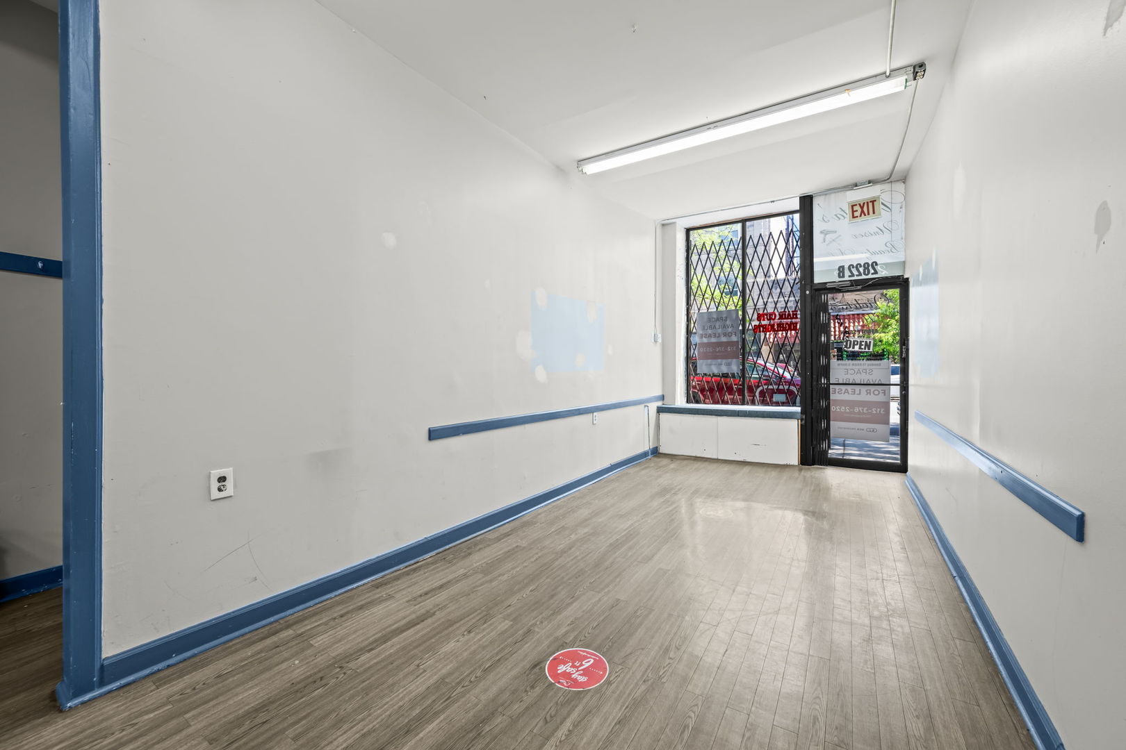 2822 N Milwaukee Avenue Property Photo 7