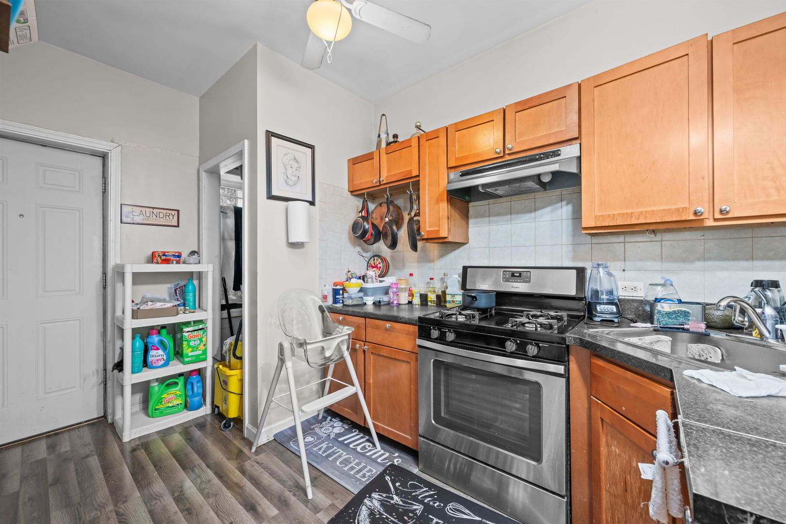2822 N Milwaukee Avenue Property Photo 9