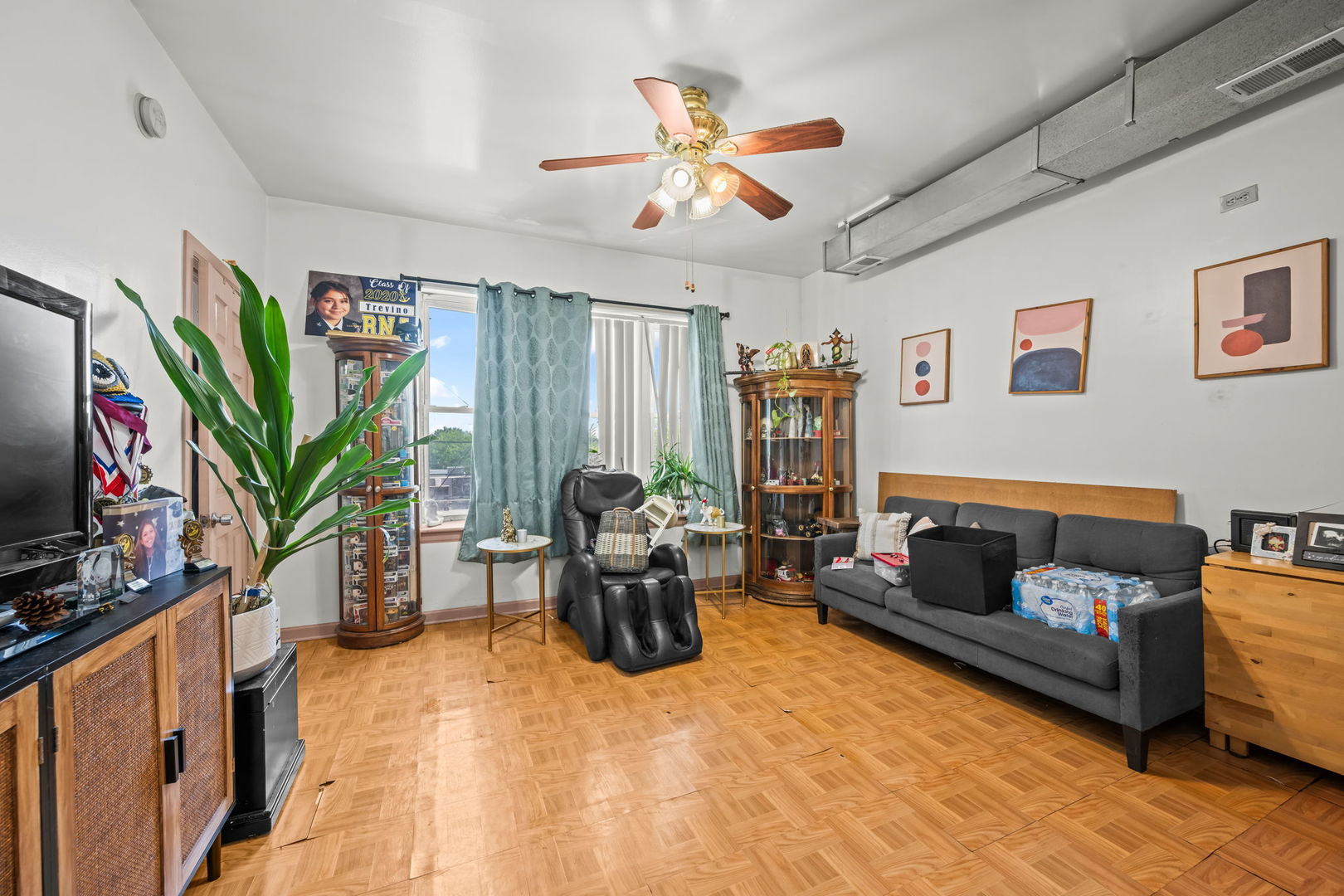 2822 N Milwaukee Avenue Property Photo 19