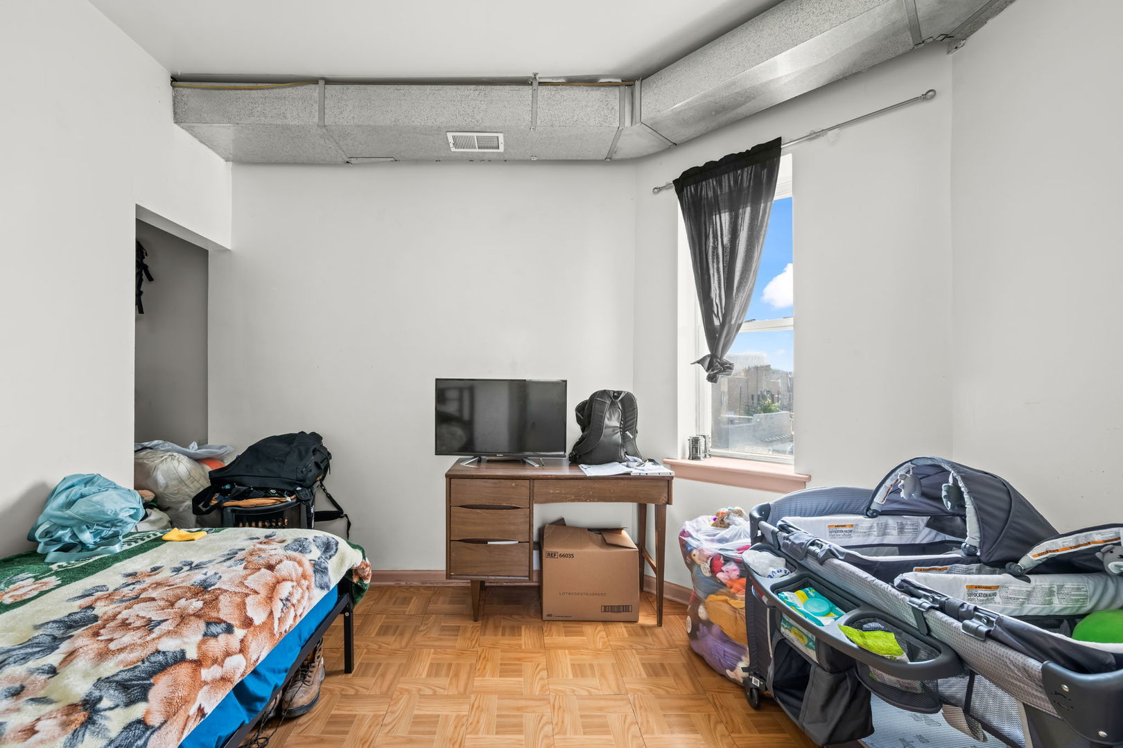 2822 N Milwaukee Avenue Property Photo 23
