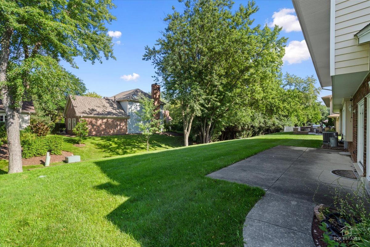 231 Southwick Lane Property Photo 40