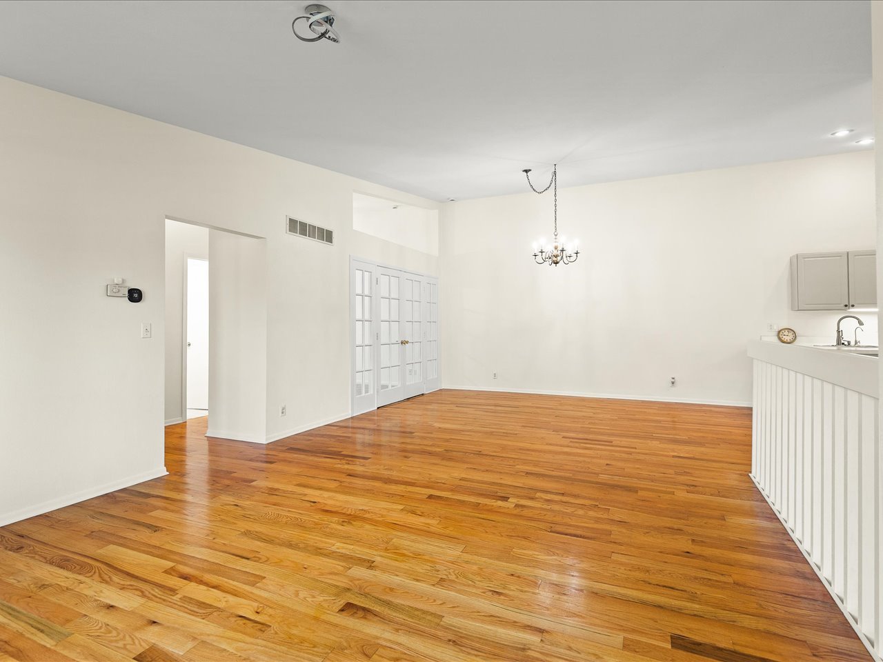 6616 Sandalwood Close Property Photo 7