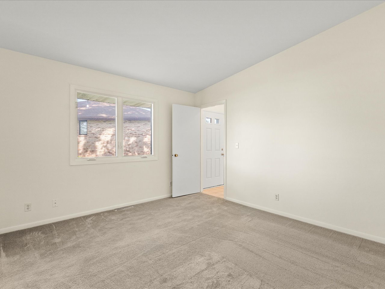 6616 Sandalwood Close Property Photo 20