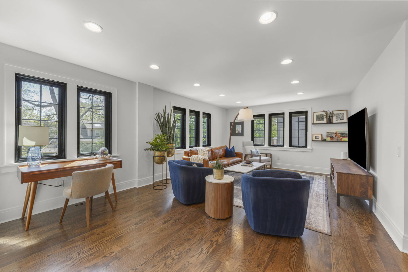 639 N Park Boulevard Property Photo 17
