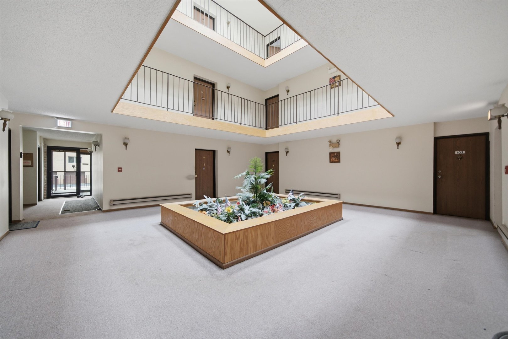 6441 W Pershing Road 104 Property Photo 4