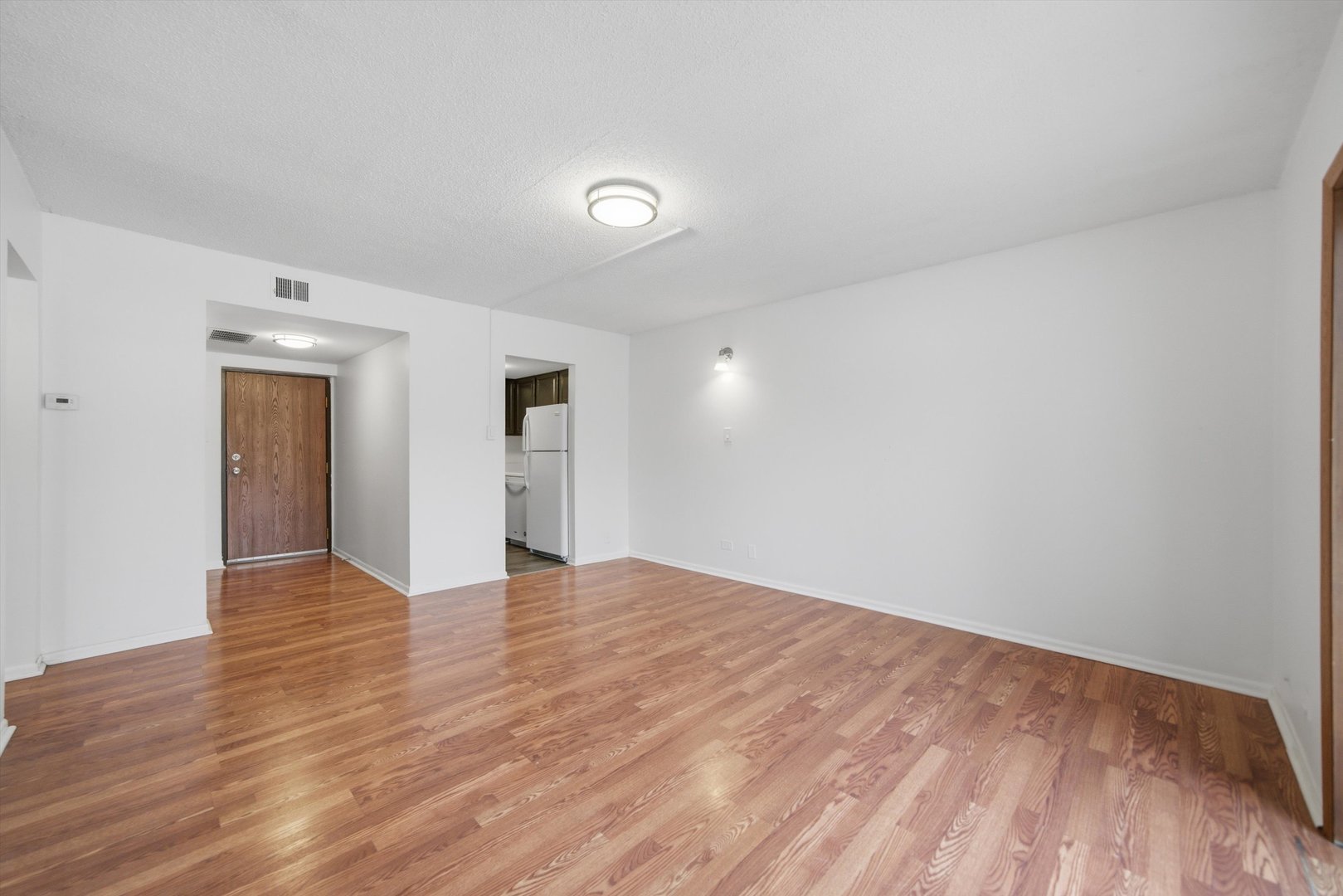 6441 W Pershing Road 104 Property Photo 7