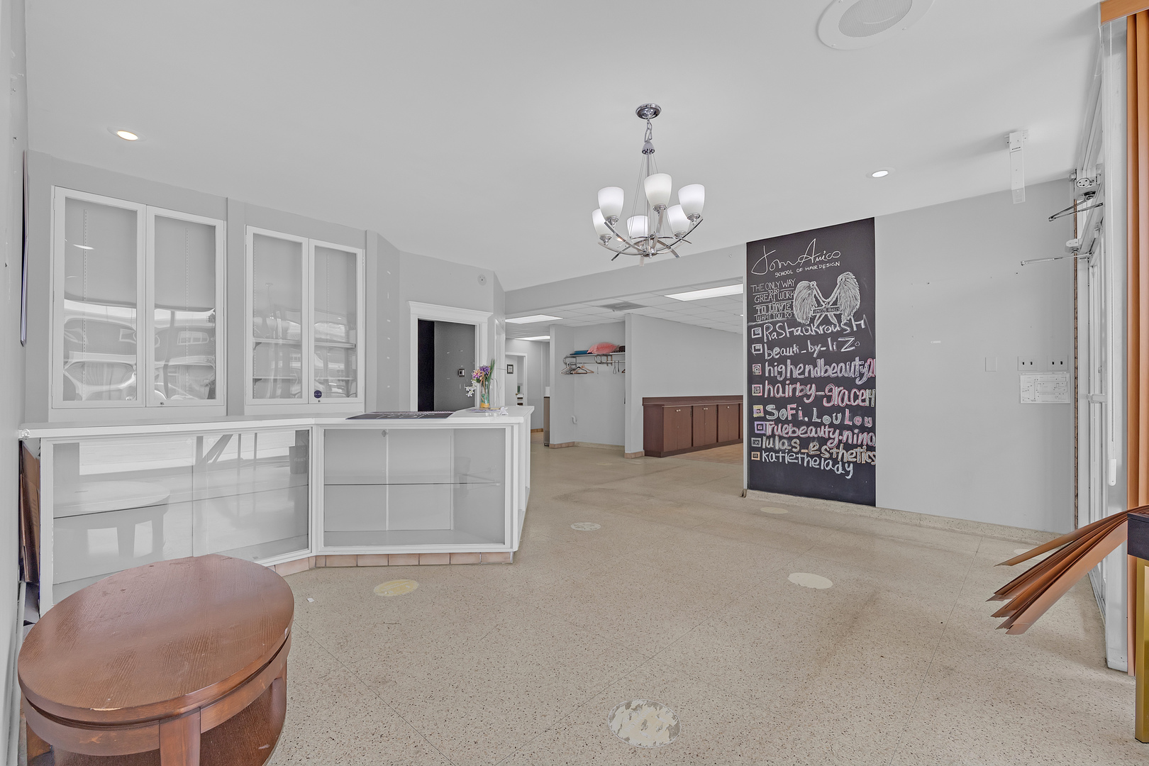 8057 N Milwaukee Avenue Property Photo 13