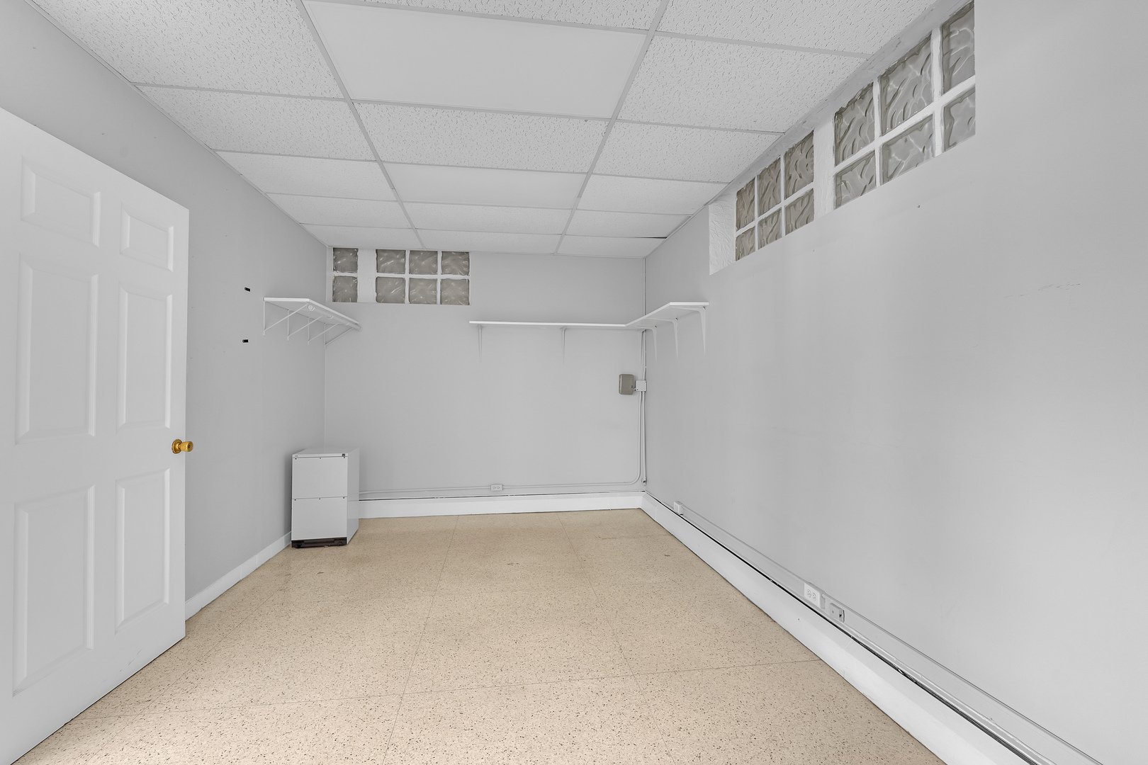 8057 N Milwaukee Avenue Property Photo 14