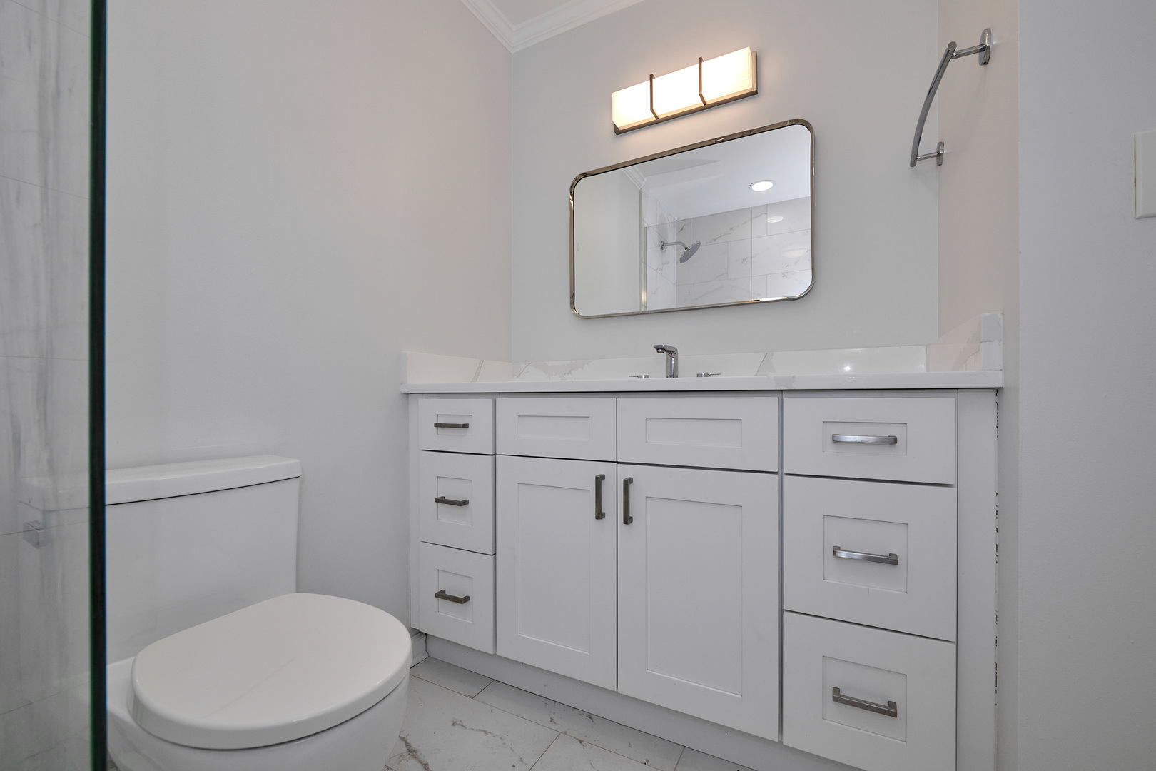 88 W Schiller Street 3007 Property Photo 11
