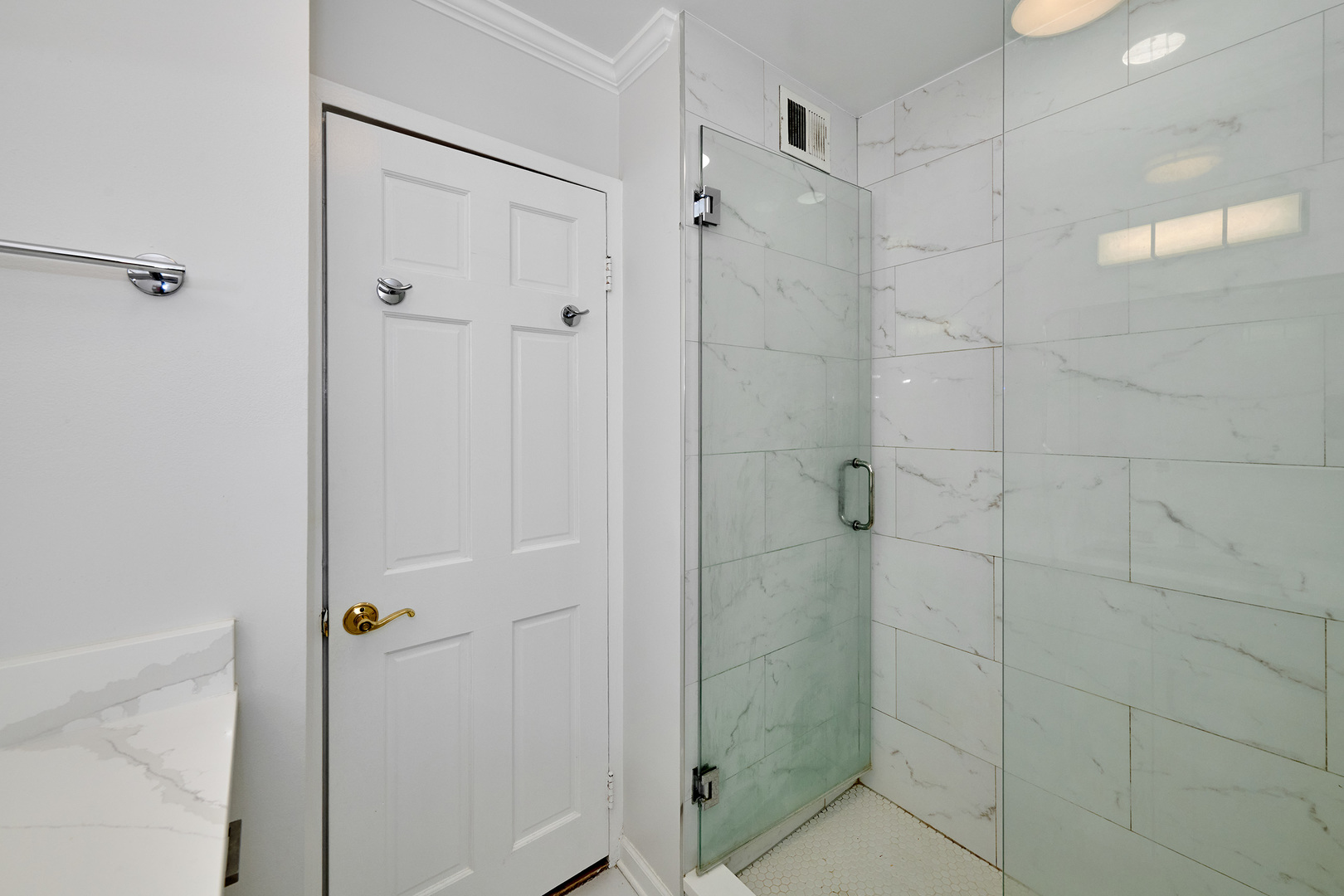 88 W Schiller Street 3007 Property Photo 12