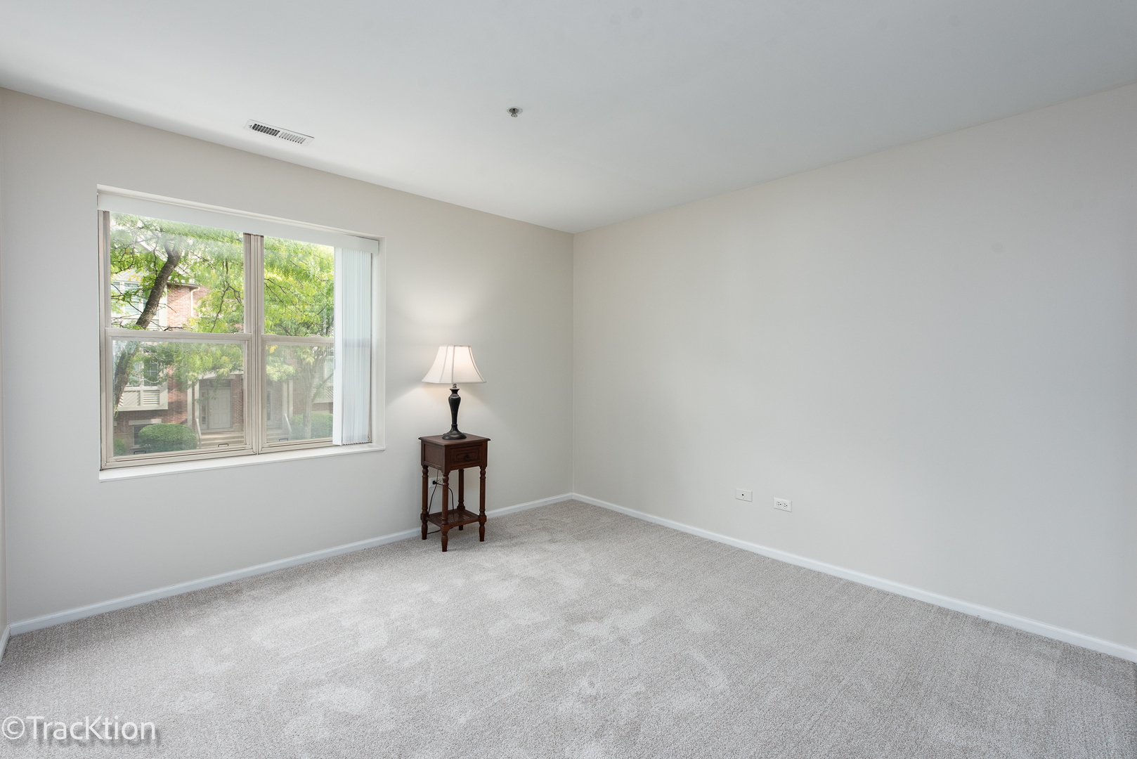 57 E Hattendorf Avenue 210 Property Photo 10