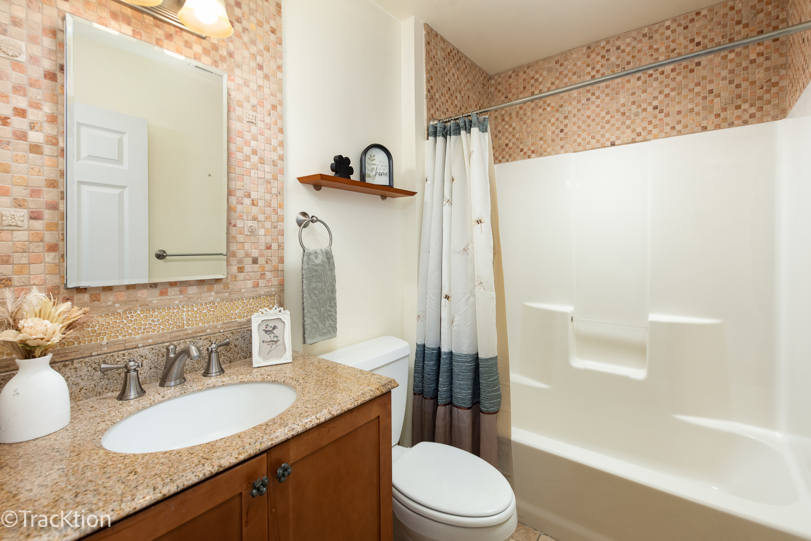 57 E Hattendorf Avenue 210 Property Photo 13