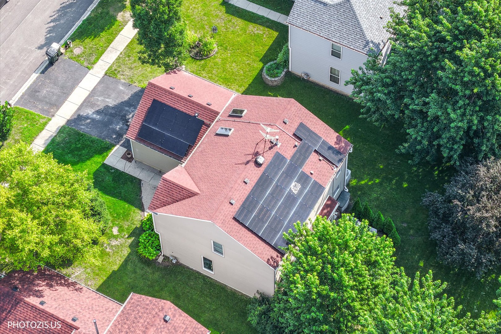 12726087 Property Photo 4