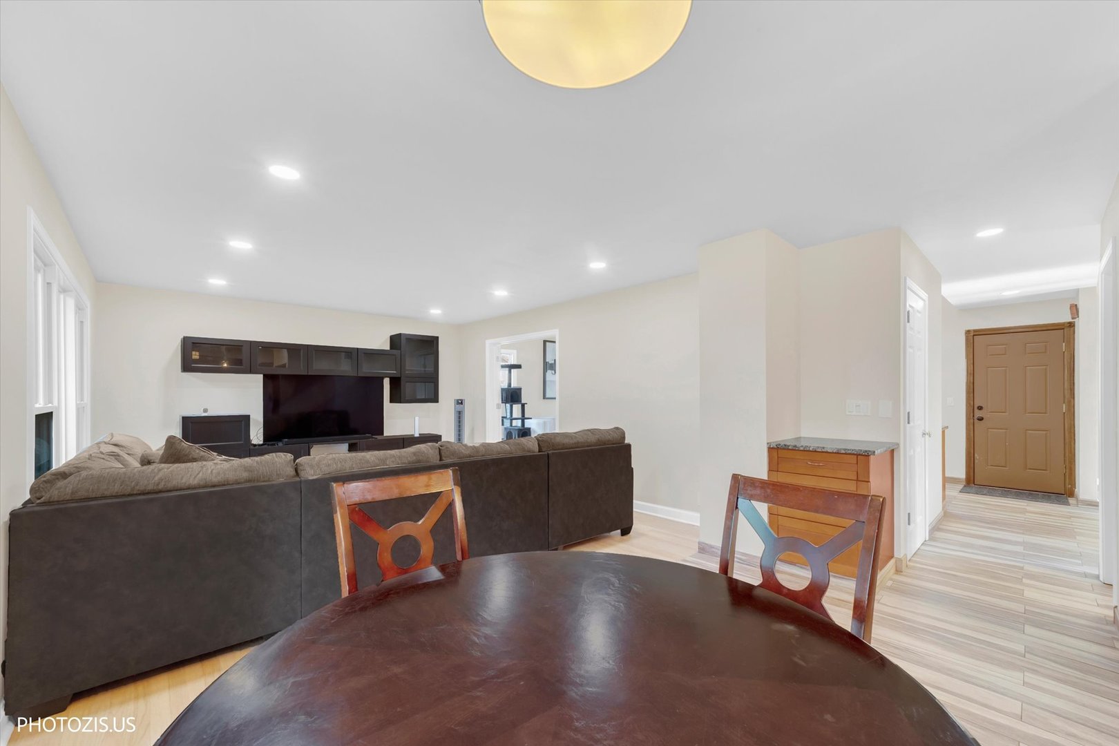 12726087 Property Photo 14