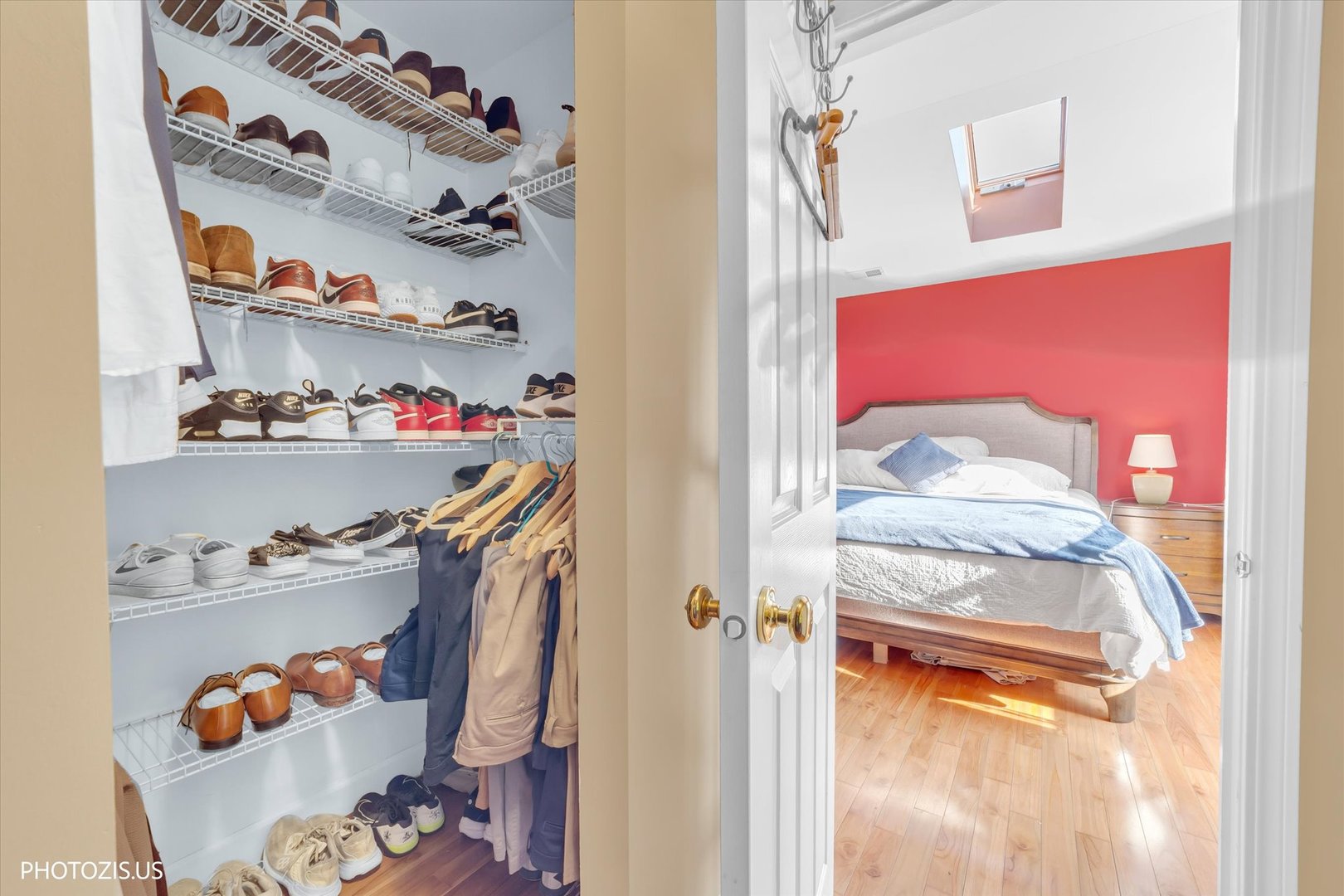 12726087 Property Photo 29