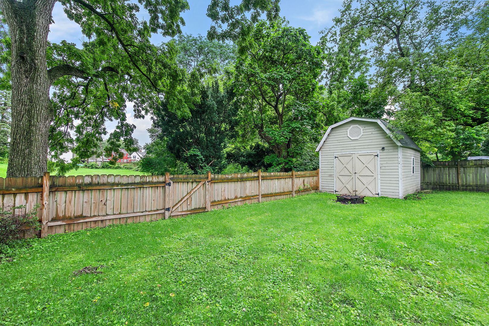 517 Dean Street Property Photo 32