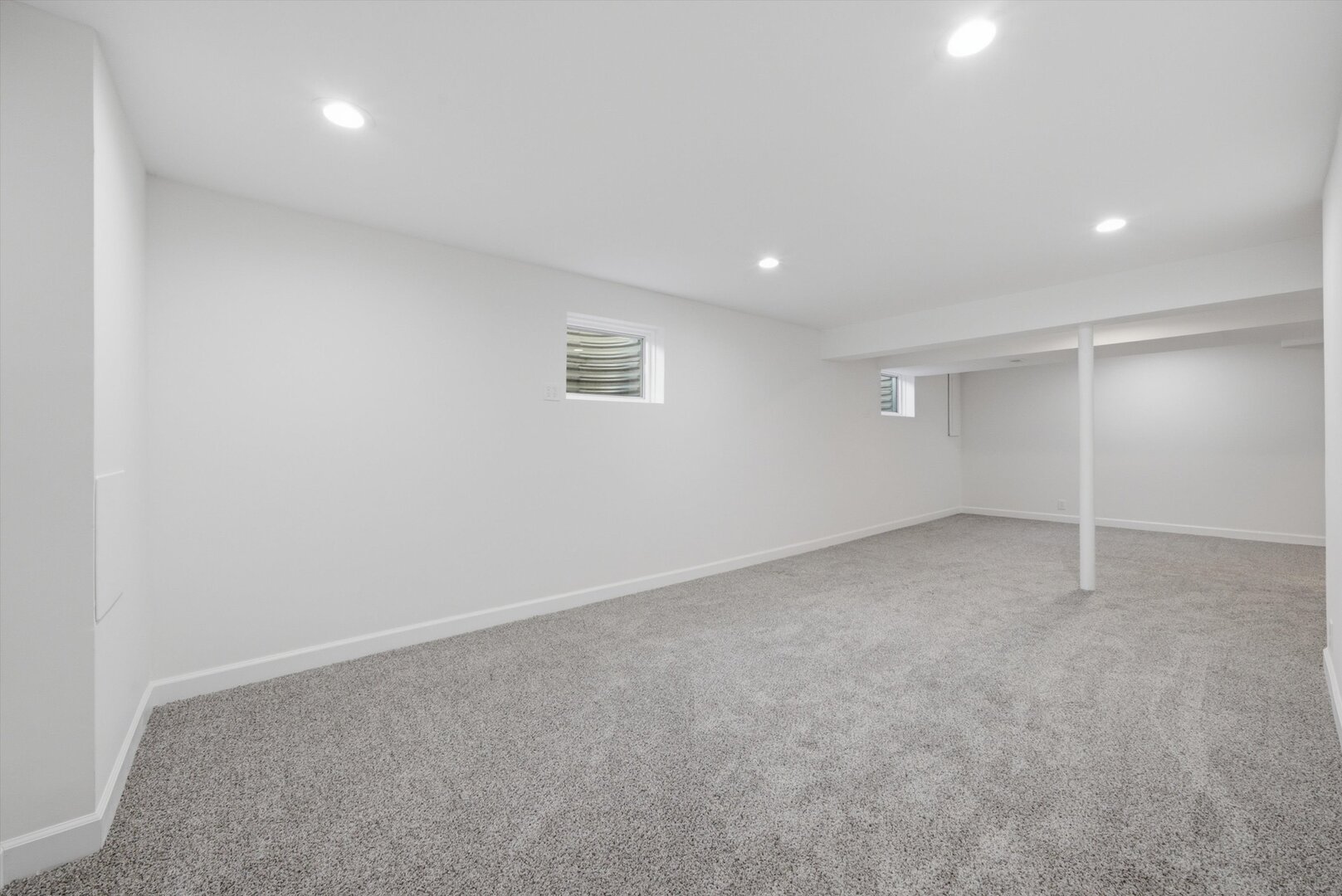 950 W Colfax Street Property Photo 31