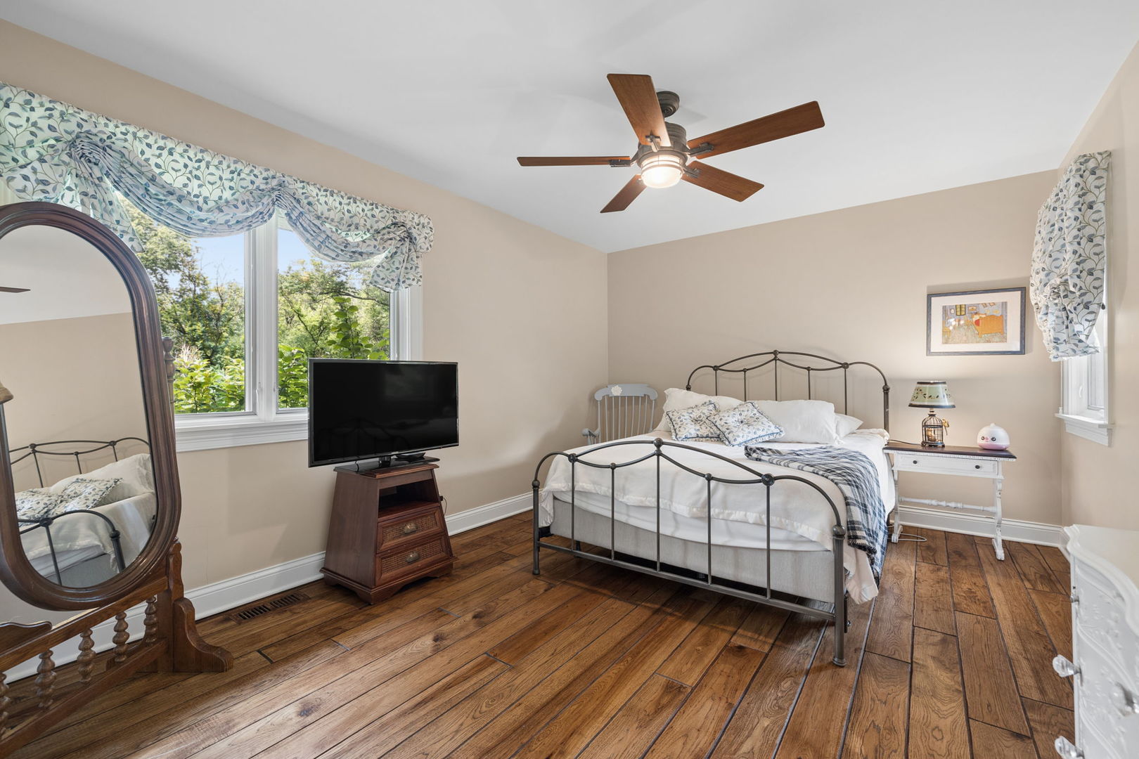 1122 Timber Trails Road Property Photo 13