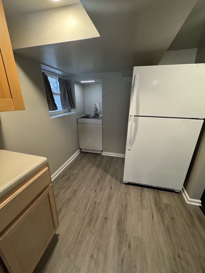 2824 N Springfield Avenue Property Photo 42